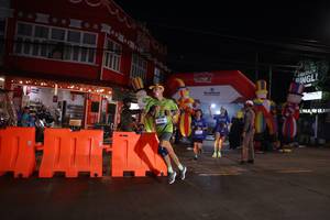 BIB: 6436
                            <button type="button" onclick="openModal(26222116)" class="btn btn-primary btn-sm float-right btn-popup" data-toggle="modal" data-target=".modal-high-quality">
                        <i class="fas fa-shopping-cart"></i> Add to Cart
                    </button>
                                            <button type="button" onclick="isThisMe(26222116, true)" class="btn btn-success btn-sm float-right btn-popup btn-isme hidden" data-toggle="tooltip" data-placement="bottom" title="นี่คือรูปของคุณใช่ไหม คลิกที่นี่เพื่อเอาเข้าอัลบั้ม">
                        <i class="fas fa-plus"></i> Add to album
                    </button>
                    <button type="button" onclick="isThisMe(26222116, false)" class="btn btn-warning btn-sm float-right btn-popup btn-isnotme hidden">
                        <i class="fas fa-ban"></i> Remove from album
                    </button>